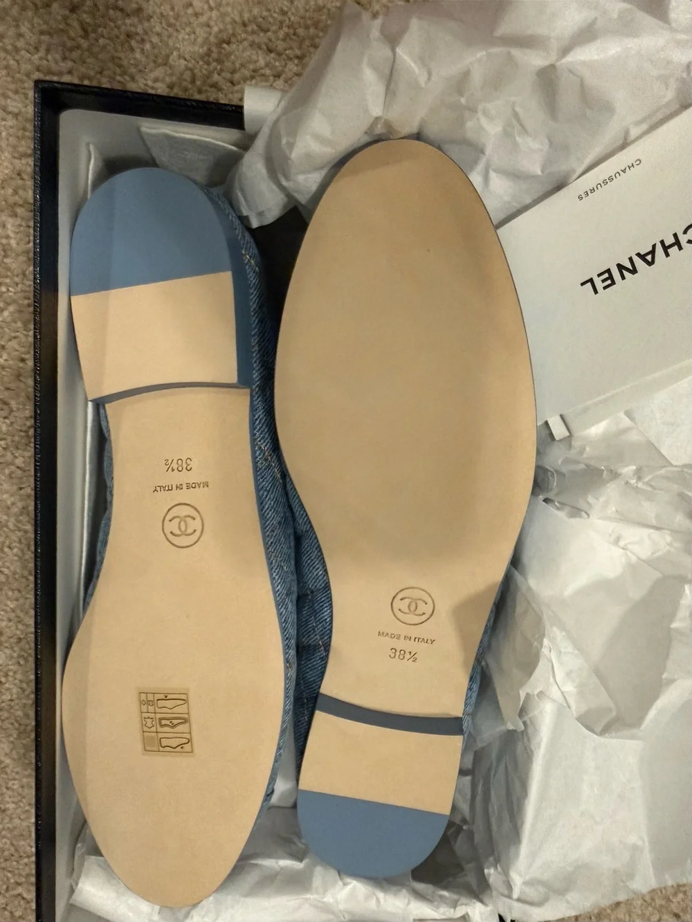 NIB Authentic 2026 CHANEL Women's Light Blue Quilted Ballet Flats 💙💙